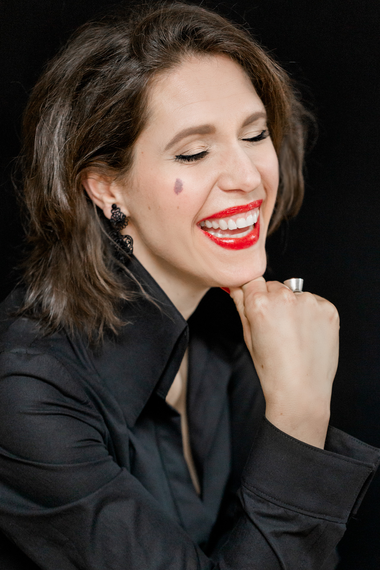Branding Portrait Foto mit rotem Lippenstift